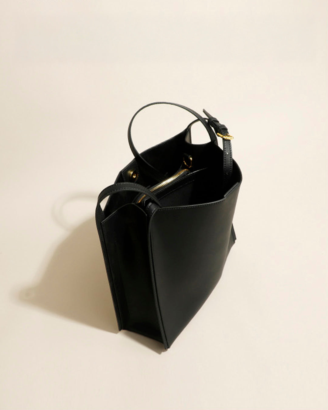Mira Carryall Tote